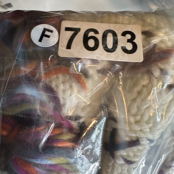 Dillards SweaterShawl Wrap One Size‎ Ivory Aztec Cardigan Cape NWT Flowy Knit - Picture 9 of 9